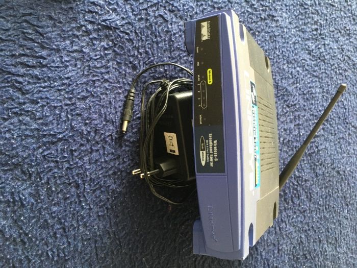 Cisco-Linksys Router 2.4 GHz64751796769795121