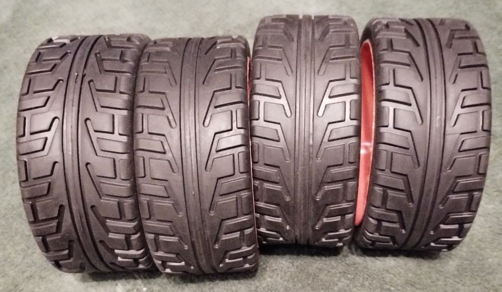 Rc 1/7 , 1/8 on road .