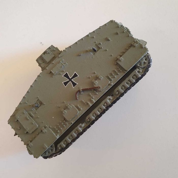 Miniatura de Carro blindado de assalto A7V, Primeira Guerra Mundial.