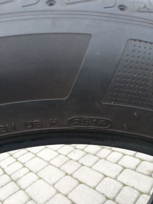 Hankook 235/60/18   80zł za 2szt