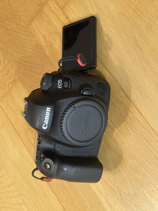 Canon 6D Mark II