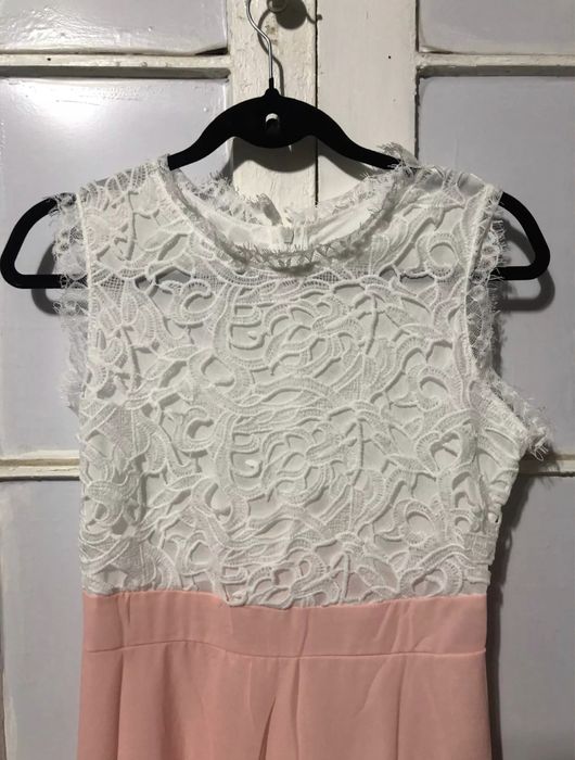 Vestido comprido rendado