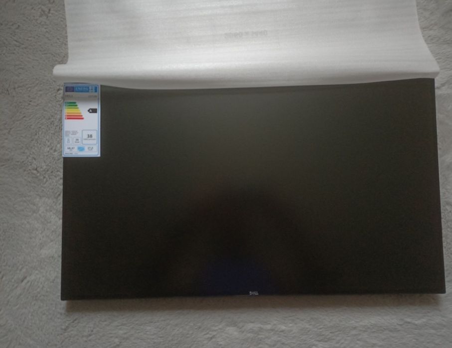 Dell U2719D monitor.