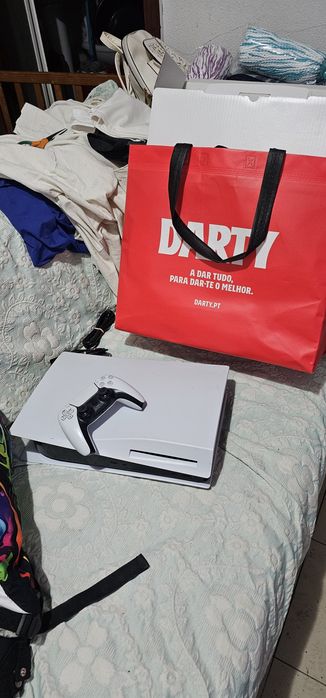 PS5 modelo slim com drive bluray + jailbreak 11.20+ extras