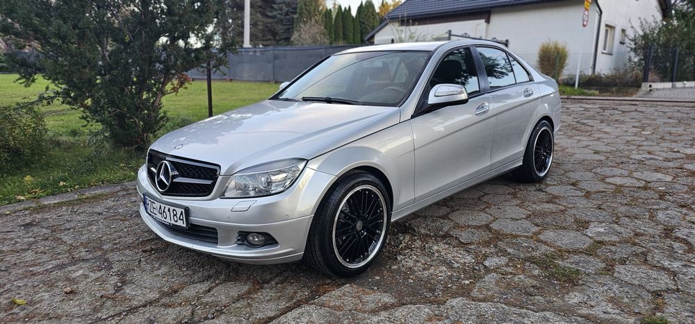 Poszanowany Mercedes w204 1.8komp Lpg! Bez korozji okazja!