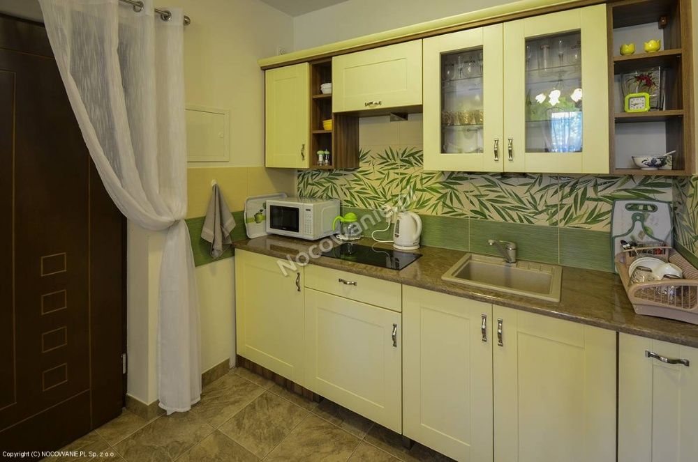 OGRÓD i DOMEK w górach Brenna k Ustroń Wisła Beskidy Apartament Nocle
