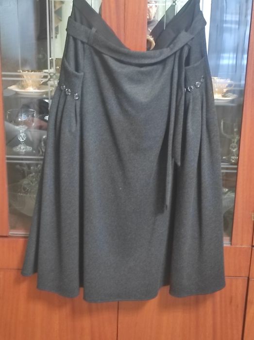 Продам  спідницю