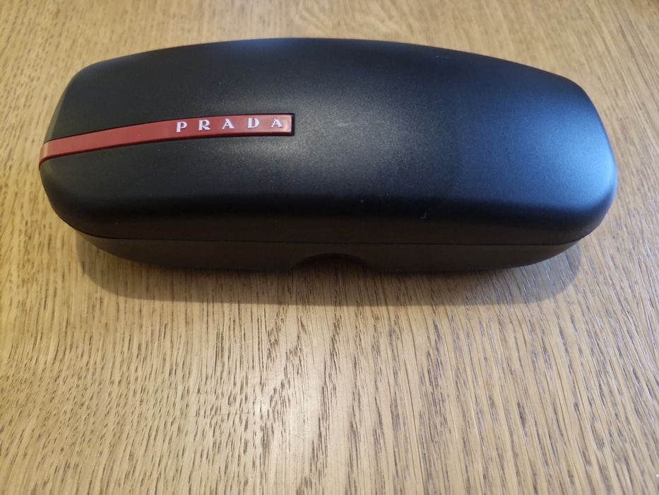 Etui na okulary Prada Nowe