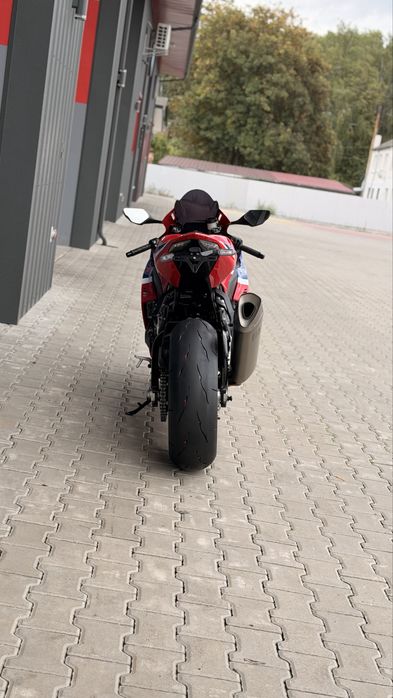 Мотоцикл HONDA CBR 1000 RR-R Fireblade