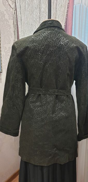 Пиджак куртка кожаная натуральная кожа в идеальном состоянии