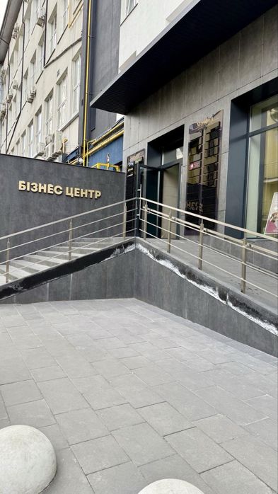 Оренда приміщення вул. Кульпарківська бізнес центр
