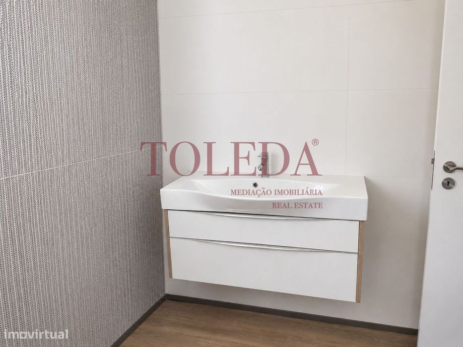 Moradia Isolada T5 com lote de 850m2
