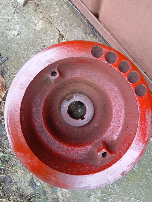 Продам шків 6 ручейний до січкарні Нііва Ск-5