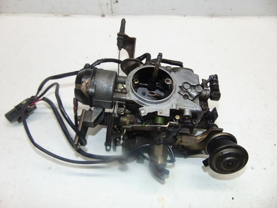 Nissan 100 NX Carburador " usado em bom estado