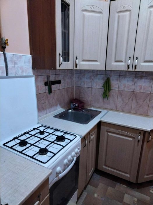 Продаж 1кім квартири по вул Декарта