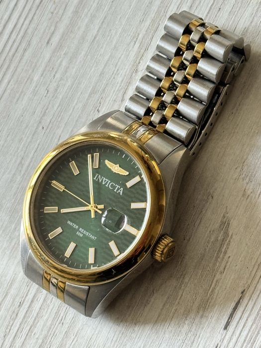 Часы invicta aviator