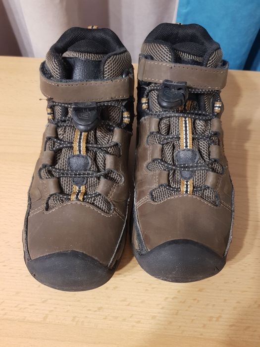 Шкіряні весняні/ осінні ботинки keen ( оригінал), 31р
