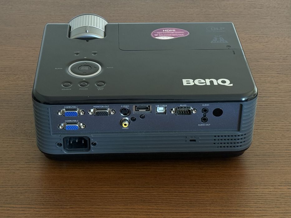Projetor BenQ MX511 (Apenas 785h de uso) – HDMI