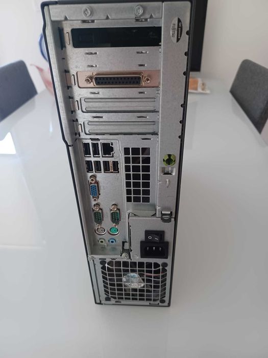 Computador FUJITSU