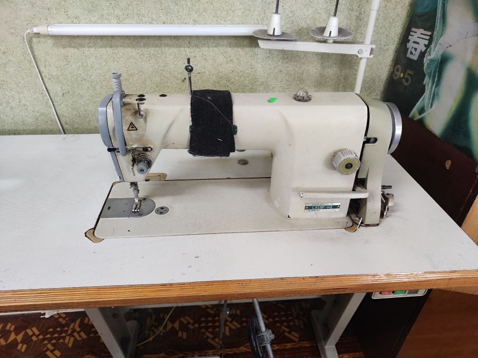 Промышленная швейная машинка Siruba