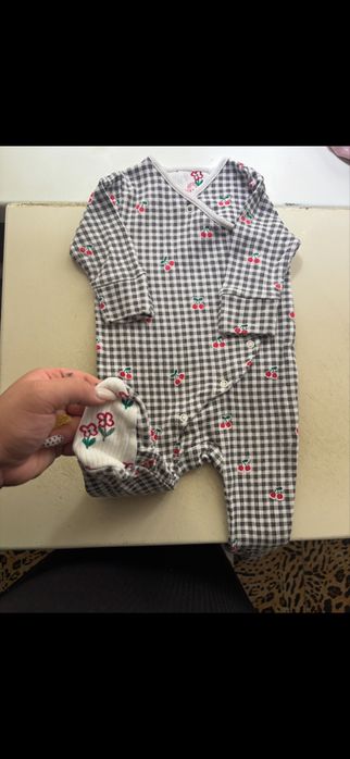 Продам два мішка дитячого одягу!