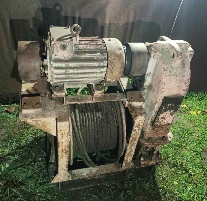Продам Лебёдку Редуктор Электродвигатель Крановый