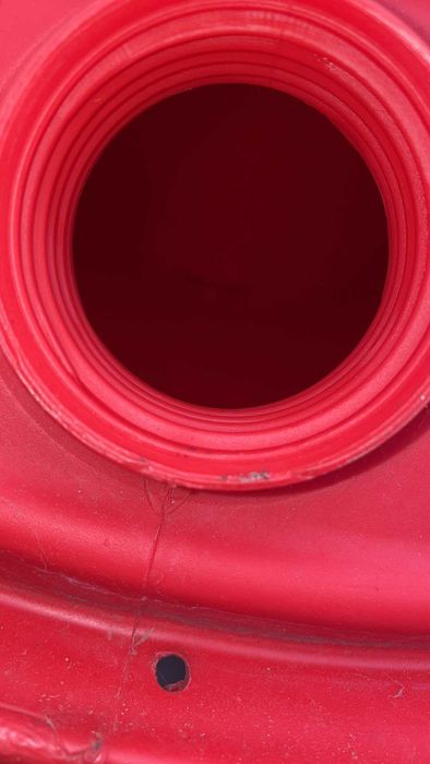 Бочка, тара, ємність пластикова Б/В 200л. ( під дві корки)