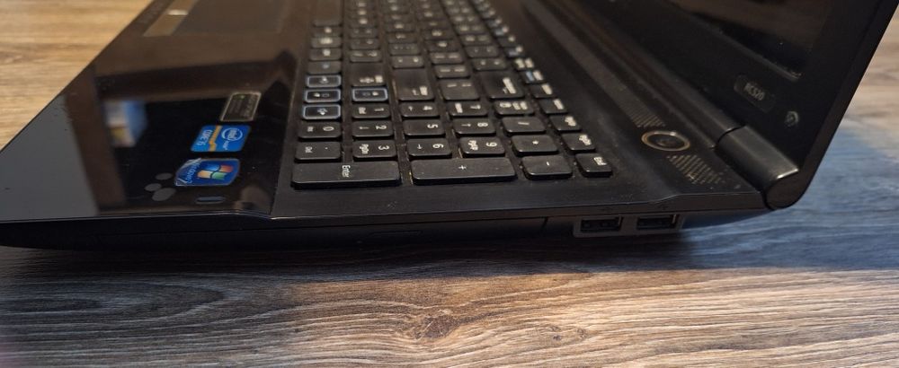 Laptop Samsung RC520