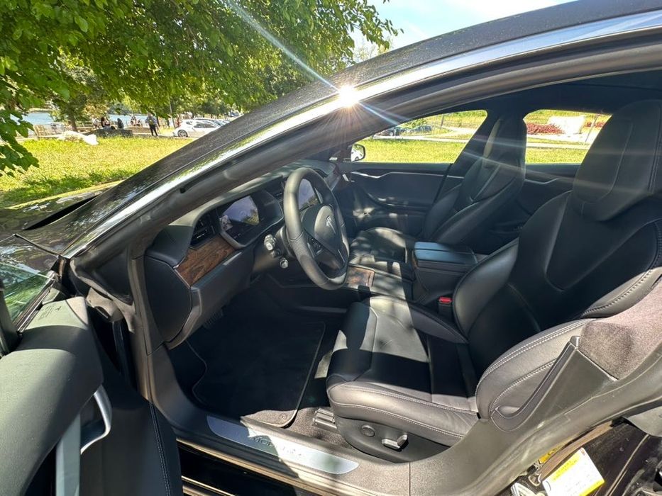 Tesla Model S 75D