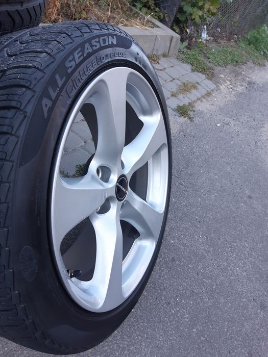 Тітани,диски,шини r17 5/110 чудовий стан!
