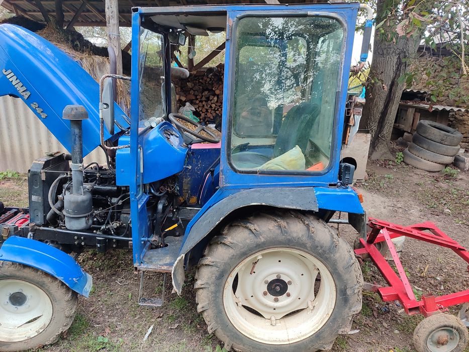 Продам Трактор Jinma244