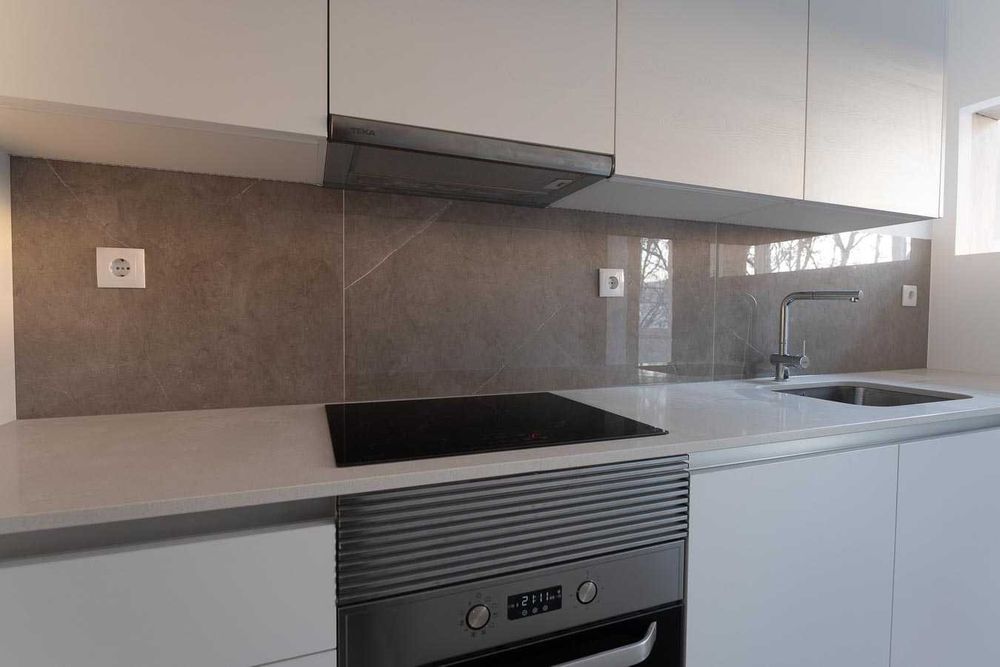 Apartamento T3+1 c/ GARAGEM 2 CARROS, S. Sebastião, Setúbal