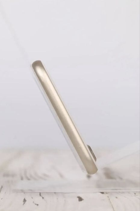 Продам Apple iPhone 7  32GB