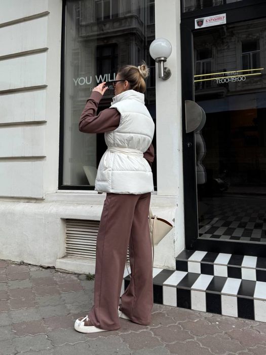 Жилетка з поясом в кольорах