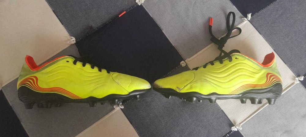 Chuteiras ADIDAS Copa Nº 38 (2/3) - p/relvado sintético