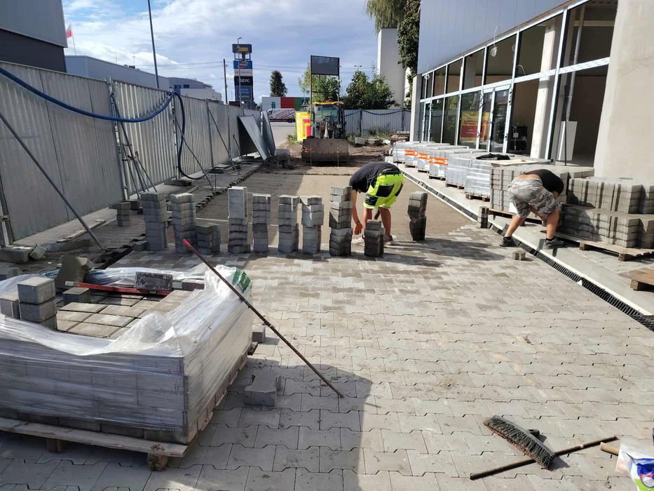 Nawierzchnie z kostki brukowej