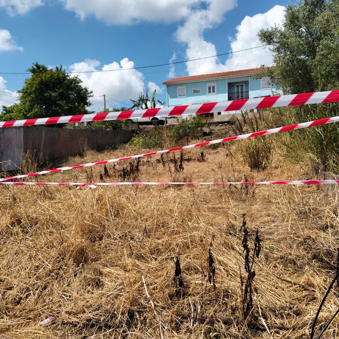 Terreno 400m2 loures
