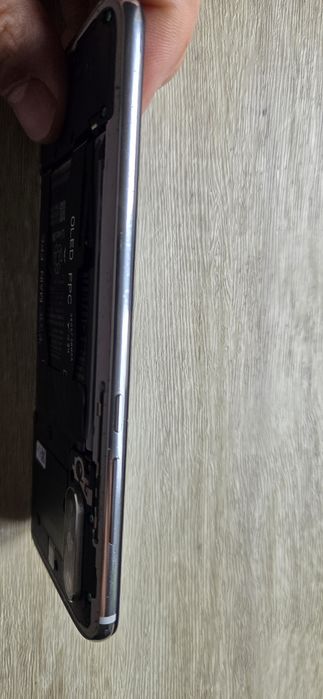 Xiaomi Mi 9 lite. Na części.