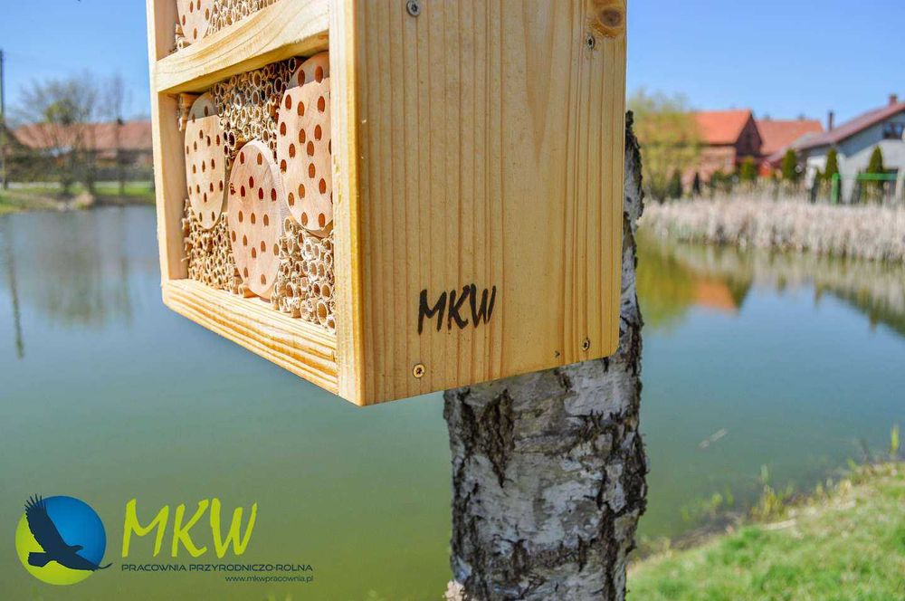 Hotel de insectos modelo hotel para abeja albañil MKW pequeño