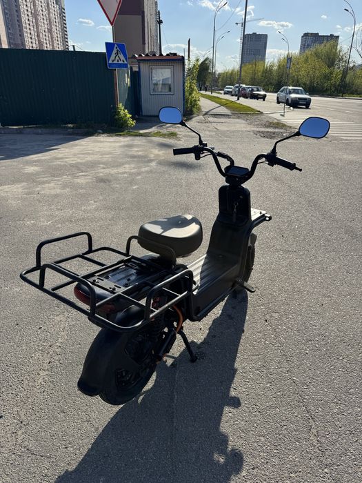 Електроскутер 150 км запас хода 50ah 1200w Aima