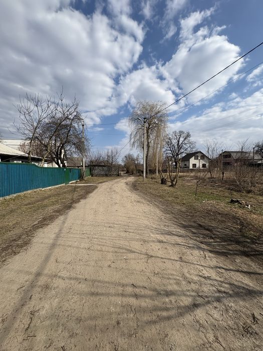 Продаж земельної ділянки  в с. Киїнка