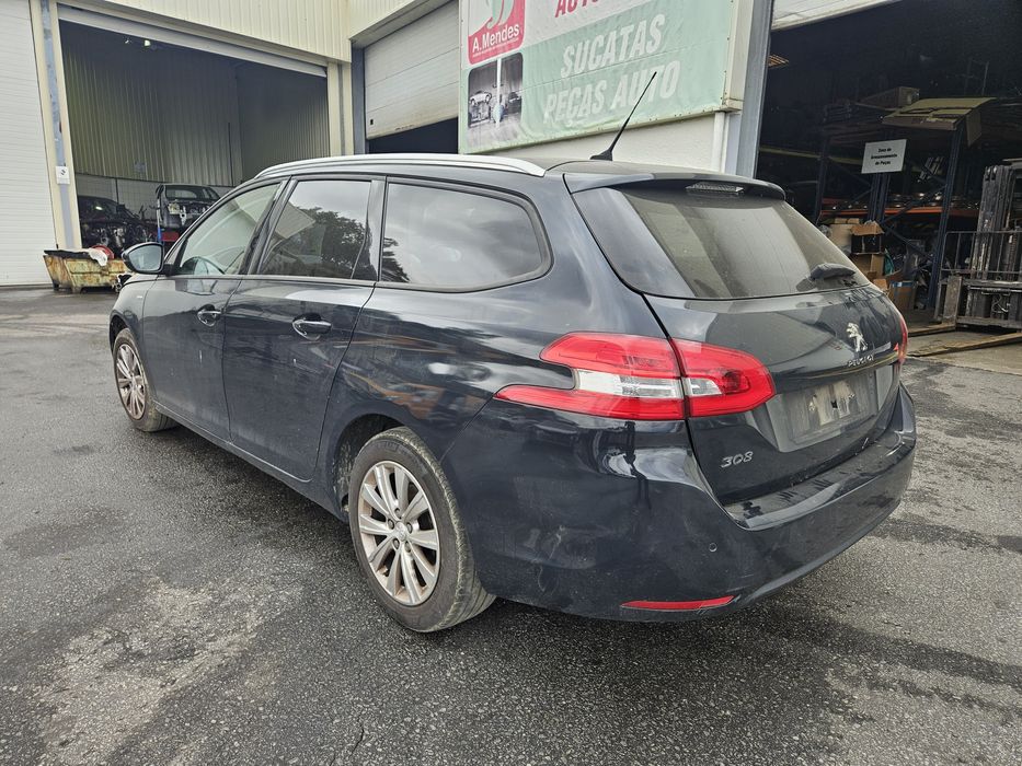 Peugeot 308 II SW 1.2 THP de 2019 para peças