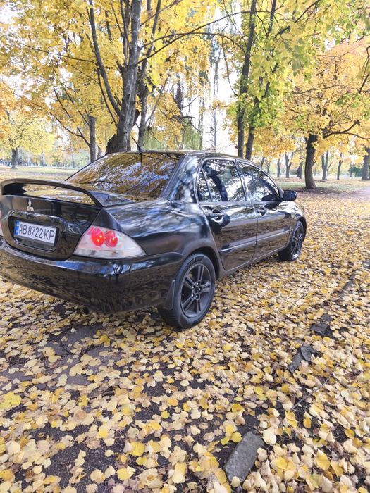 Продам лансер 2.0! в доброму стані!