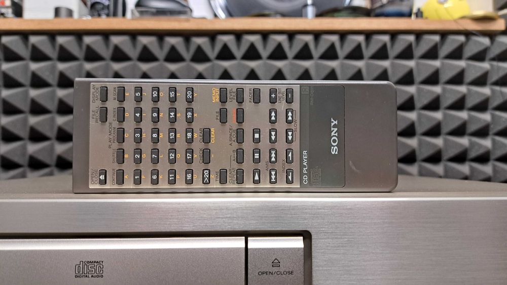 Cd Sony CDP-X559ES z pilotem