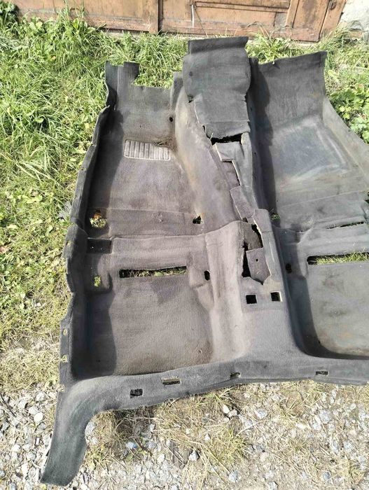 Продам сідушки на бмв е34 рест
