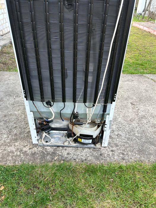 Продам холодильник Liebherr