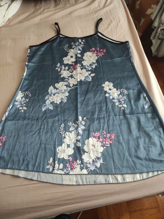 Camisa de noite nova em seda