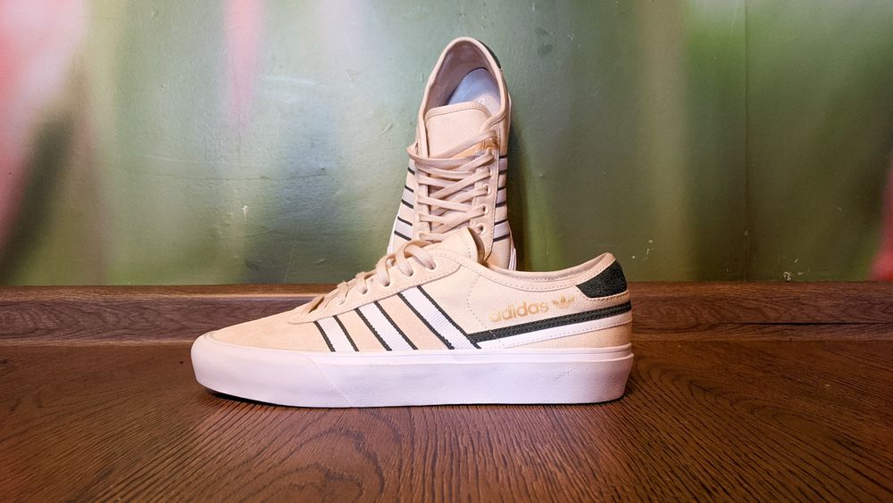 Кроссовки adidas delpala