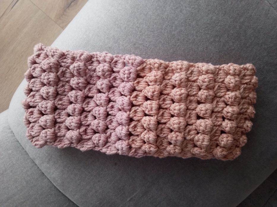 Opaska na uszy ręcznie robiona