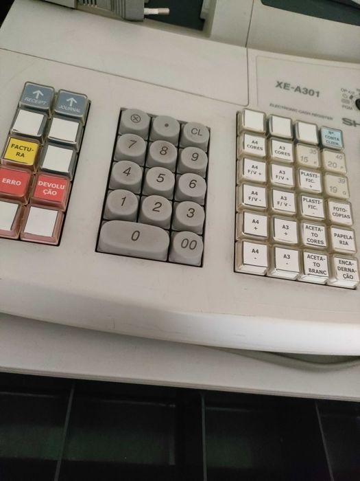 Relíquia Registadora Sharp XE-A301
